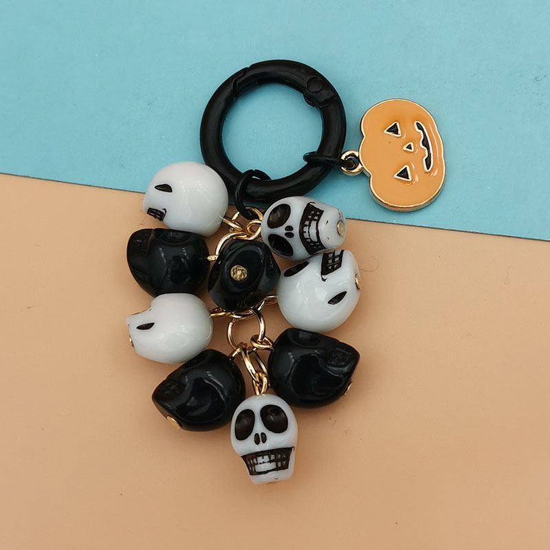 Wholesale Ghost Head Pumpkin Mummy Ghost Cat Skull Halloween Grape Bunch Alloy Keychain